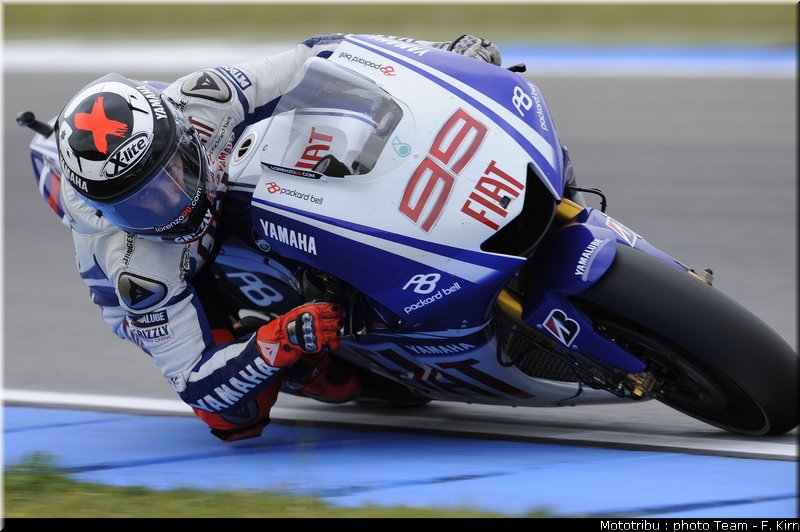 motogp_assen2009_lorenzo_05