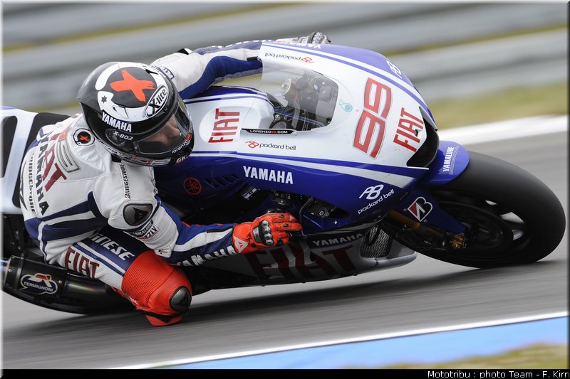 motogp_assen2009_lorenzo_06
