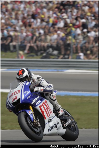 motogp_assen2009_lorenzo_07