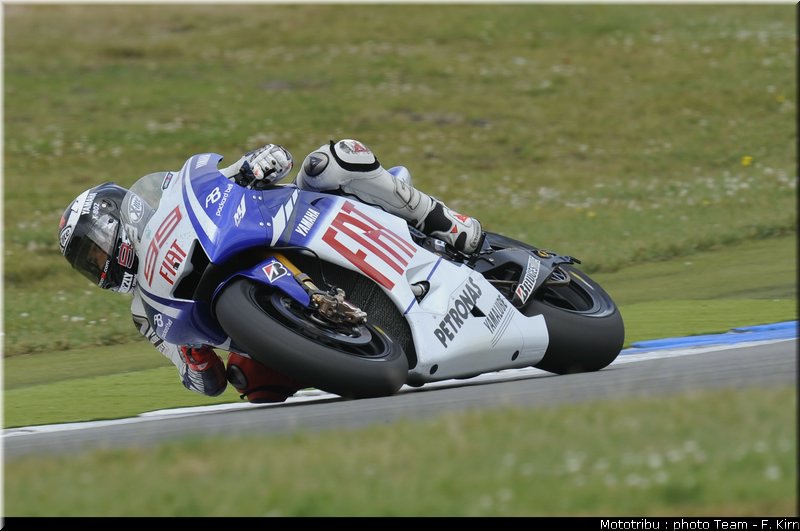 motogp_assen2009_lorenzo_08