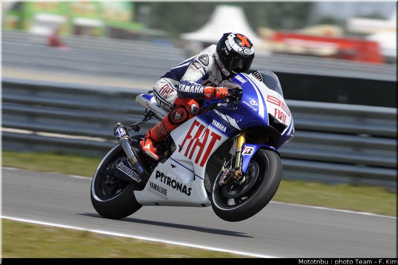 motogp_assen2009_lorenzo_09