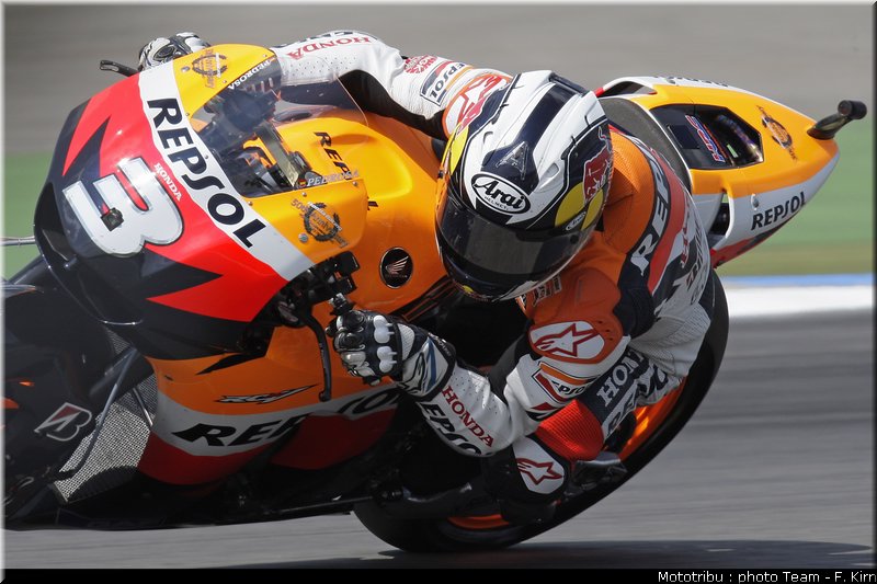 motogp_assen2009_pedrosa_15