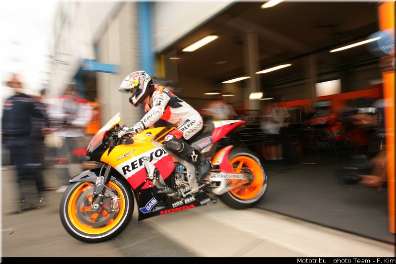 motogp_assen2009_pedrosa_20