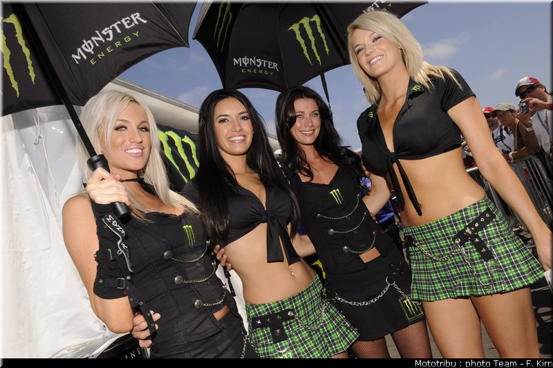 motogp_assen2009_pitbabes_005