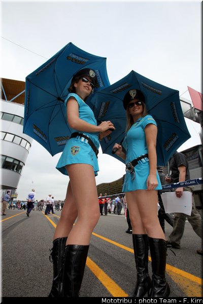 motogp_assen2009_pitbabes_018