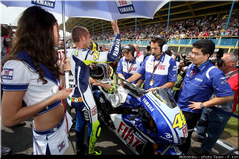 motogp_assen2009_pitbabes_021