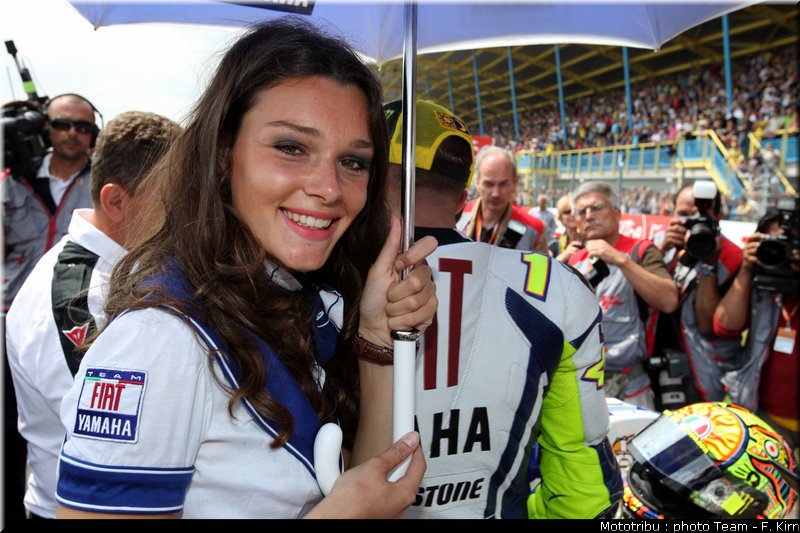 motogp_assen2009_pitbabes_022