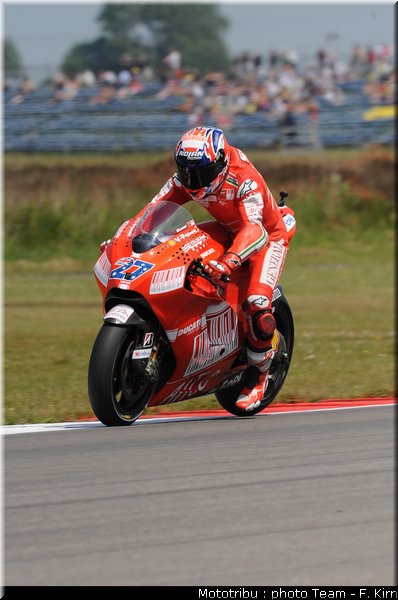 motogp_assen2009_stoner_04