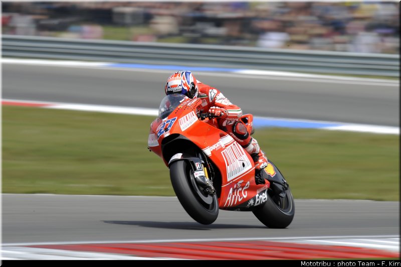 motogp_assen2009_stoner_11