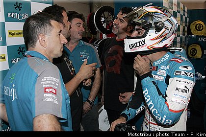 gp125_assen2009_smith_01.jpg