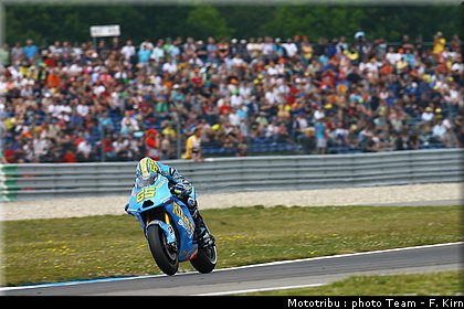 motogp_assen2009_capirossi_11.jpg