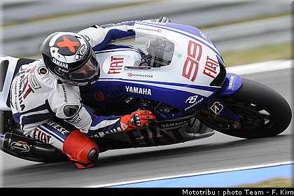 motogp_assen2009_lorenzo_06.jpg
