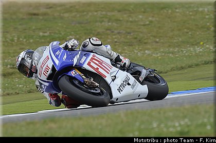 motogp_assen2009_lorenzo_08.jpg