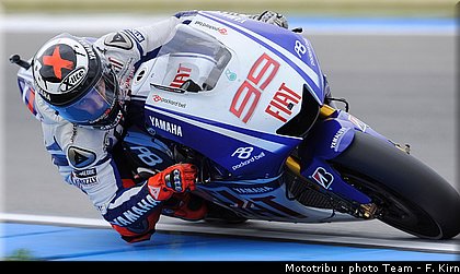 motogp_assen2009_lorenzo_10.jpg