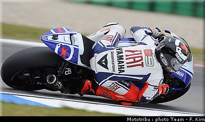 motogp_assen2009_lorenzo_11.jpg
