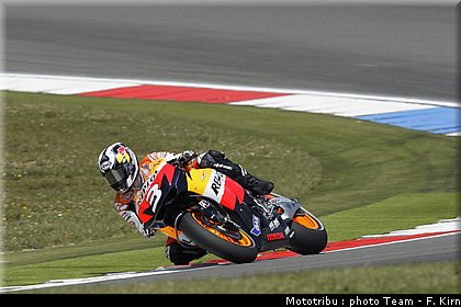 motogp_assen2009_pedrosa_08.jpg