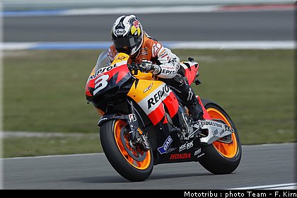 motogp_assen2009_pedrosa_14.jpg