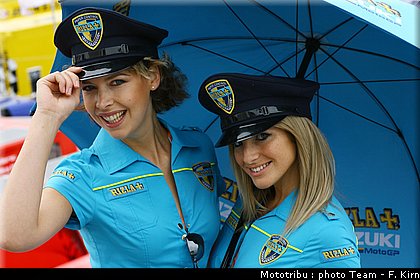 motogp_assen2009_pitbabes_011.jpg