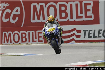 motogp_assen2009_rossi_04.jpg