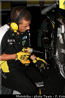 motogp_assen2009_tech3_8.jpg