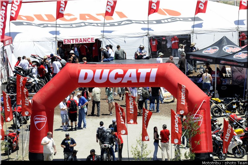 ducati_4_motogp_usa_lagunaseca2009