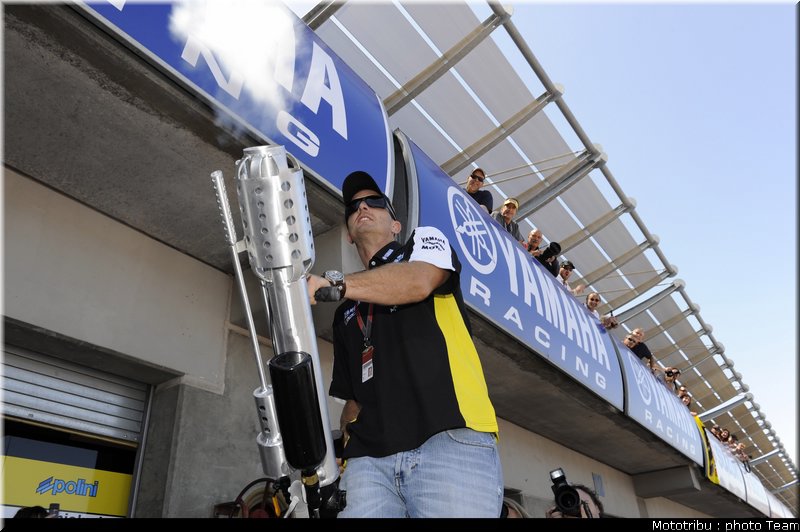 edwards_18_motogp_usa_lagunaseca2009