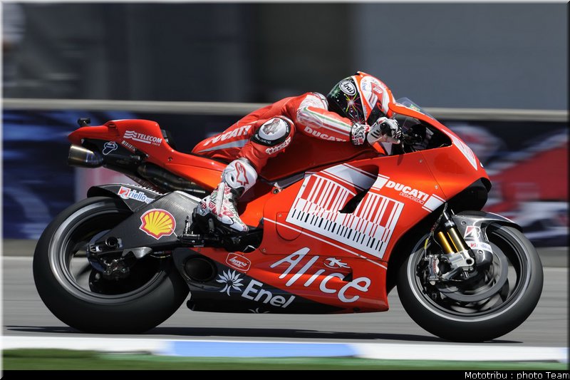 hayden_03_motogp_usa_lagunaseca2009