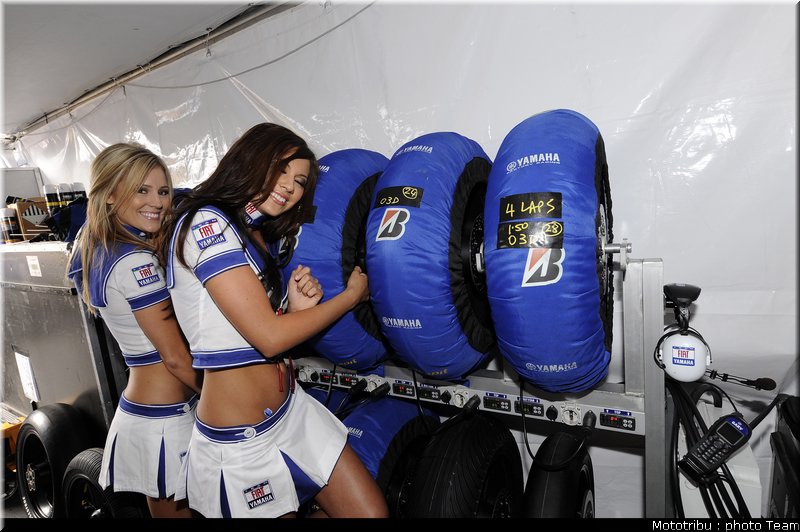 pitbabes_motogp_usa_lagunaseca_2009_20