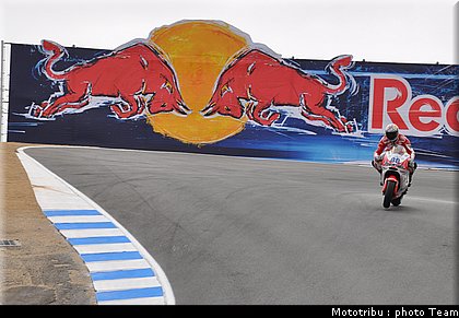 canepa_13_motogp_usa_lagunaseca2009.jpg