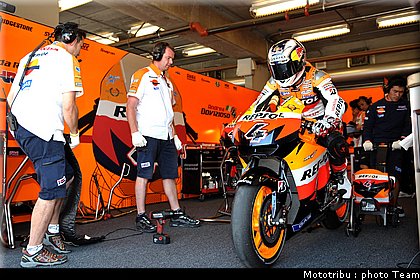 dovizioso_14_motogp_usa_lagunaseca2009.jpg