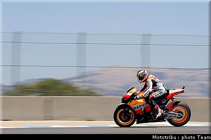 dovizioso_16_motogp_usa_lagunaseca2009.jpg