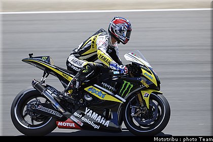 edwards_07_motogp_usa_lagunaseca2009.jpg