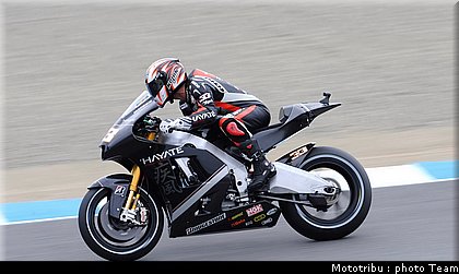 melandri_1_motogp_usa_lagunaseca2009.jpg