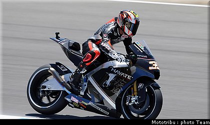 melandri_2_motogp_usa_lagunaseca2009.jpg