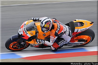 pedrosa_23_motogp_usa_lagunaseca2009.jpg