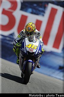 rossi_02_motogp_usa_lagunaseca2009.jpg