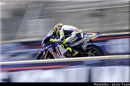 rossi_04_motogp_usa_lagunaseca2009.jpg