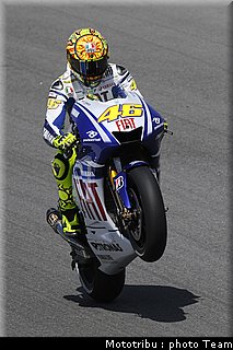 rossi_07_motogp_usa_lagunaseca2009.jpg