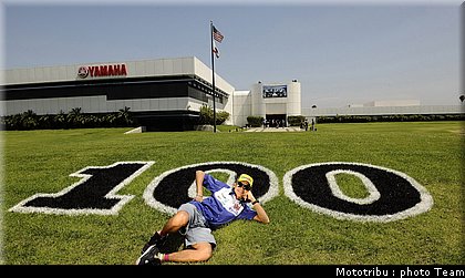 rossi_14_motogp_usa_lagunaseca2009.jpg