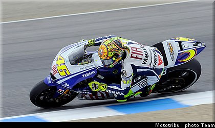 rossi_22_motogp_usa_lagunaseca2009.jpg