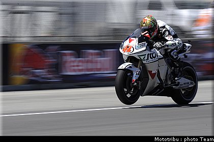 talmacsi_06_motogp_usa_lagunaseca2009.jpg