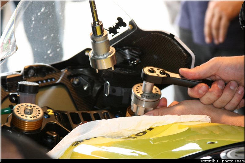 motogp_tech3_04_allemagne2009