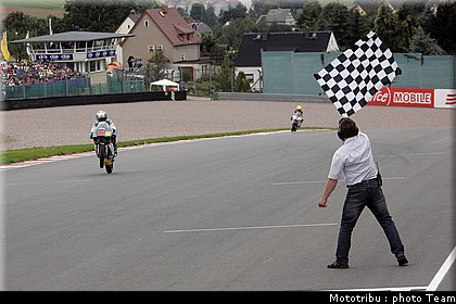 125gp_simon_15_allemagne2009.jpg