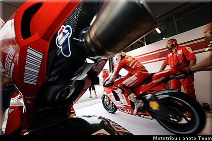 motogp_ducati_2_allemagne2009.JPG