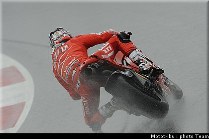 motogp_hayden_01_allemagne2009.jpg