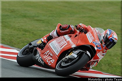 motogp_stoner_19_allemagne2009.jpg