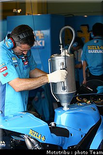 motogp_suzuki_4_allemagne2009.jpg