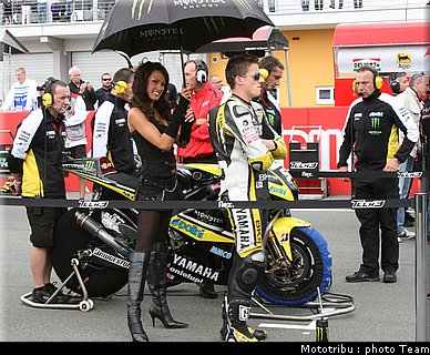 pitbabes_motogp_allemagne2009_11.jpg