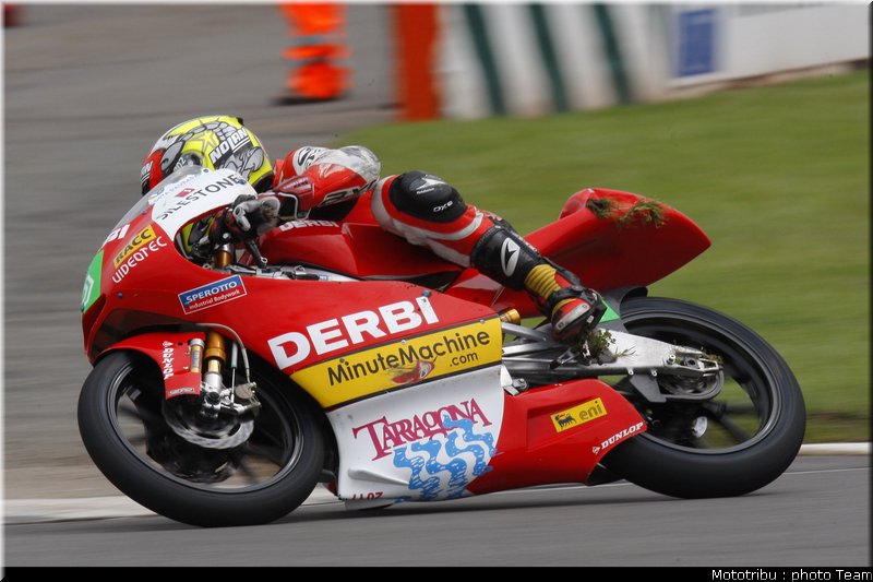125_olive_5_motogp_donington2009