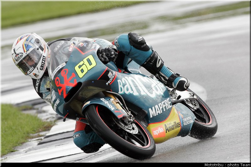 125_simon_02_motogp_donington2009